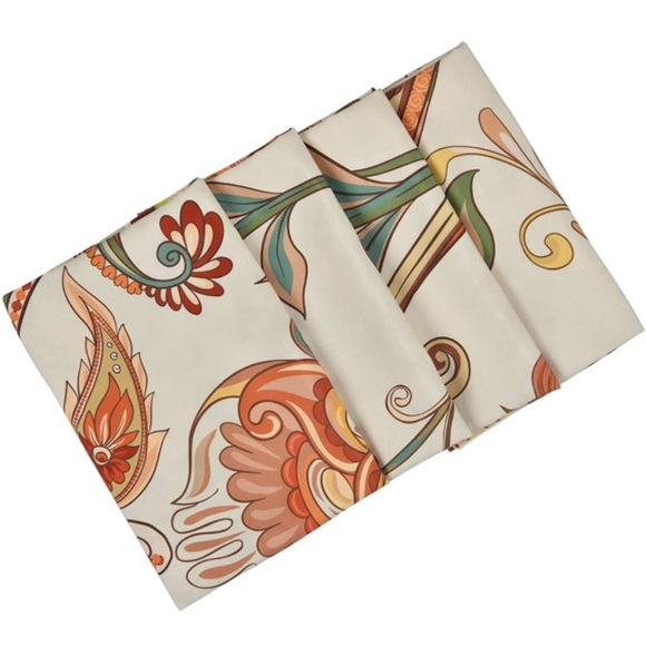 Bohemian Moth Hippie Floral Wall Tapestry Decor for Dorm/Balcony/Patio/Room - Picture 4 of 7